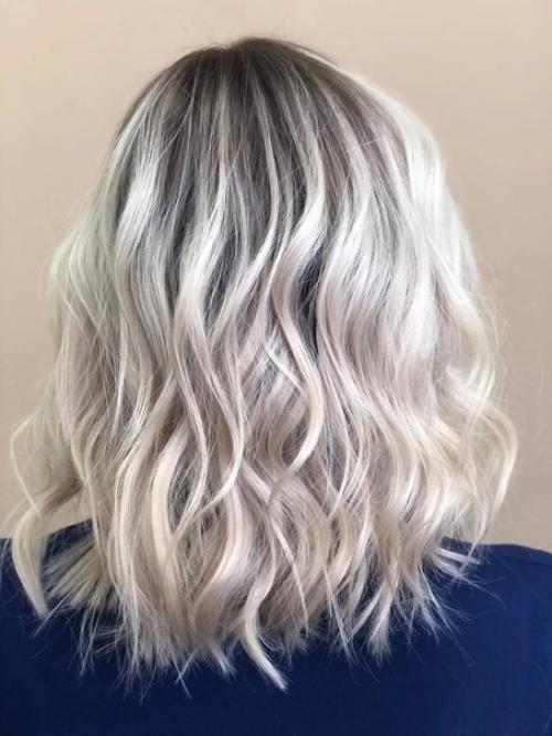 В нашей студии вы можете сделать любое окрашивание. 03