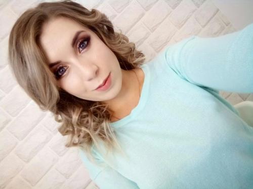 Для пополнения портфолио требуются модели на макияж или прическу/локоны (либо если есть желание на макияж и прическу). 06