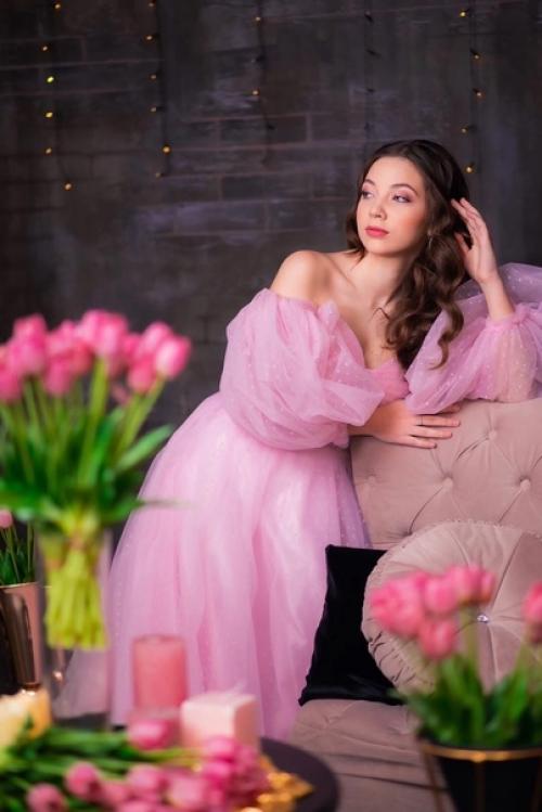 Профессиональная модель.  Юная королева красоты Крым. 01