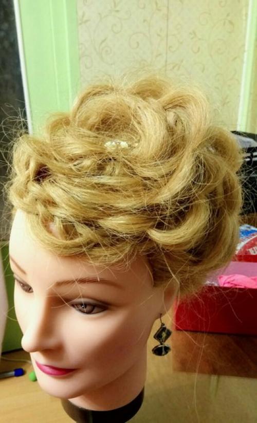 Сегодня впервые за полтора года расчесала манекен! 01