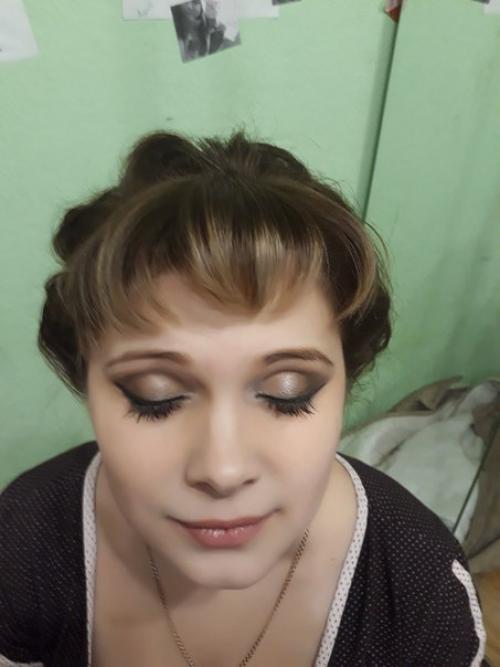 Я приеду в тумботино 25 января и до 28 января буду там, хочу предложить вам свои услуги по макияжу, прическам, моделирование бровей. 01