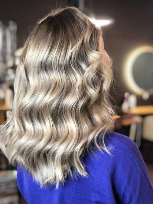 В нашей студии вы можете сделать любое окрашивание. 05