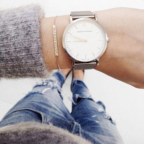 Зачем женщине нужны аксессуары и макияж? 02