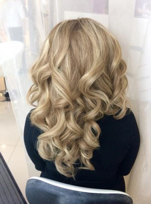 Дорогие девушки?  Я сертифицированный визажист - стилист по причёскам. 03