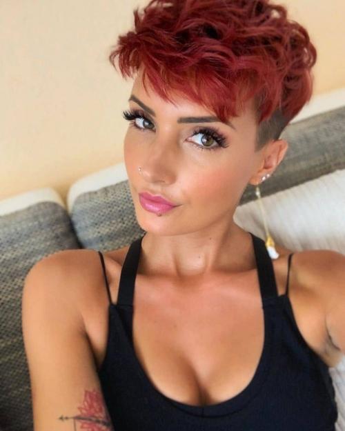 Красный - это цвет самой зажигательной страсти. 04