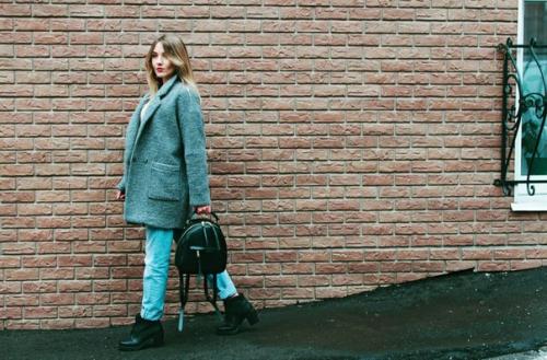 Девушки!  До конца октября акция? 01