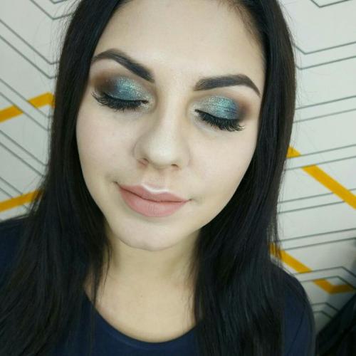 Дорогие девушки?  Предлогаю вашим услугам все виды причёсок и макияжа (вечерние, дневные. 04