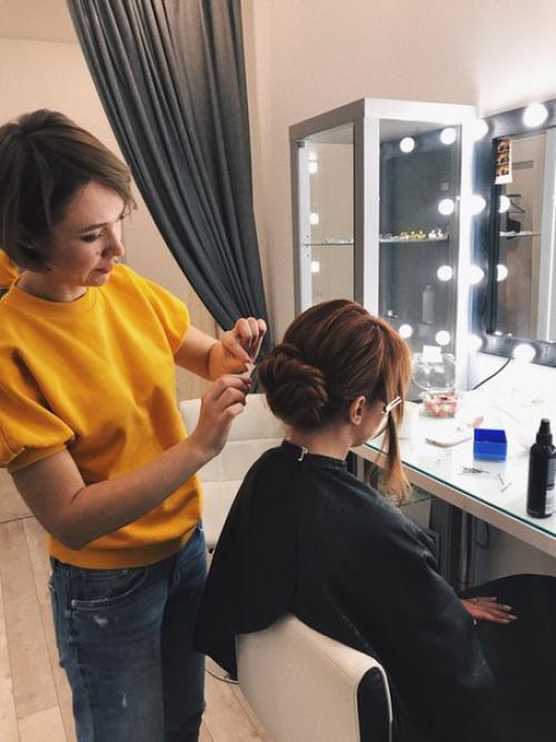 Вот и пролетели 4 дня интенсив - курса по причёскам? 03