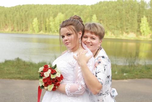 Свадьба является одним из главных событий, как в жизни счастливых молодоженов, так и для их родителей. 01