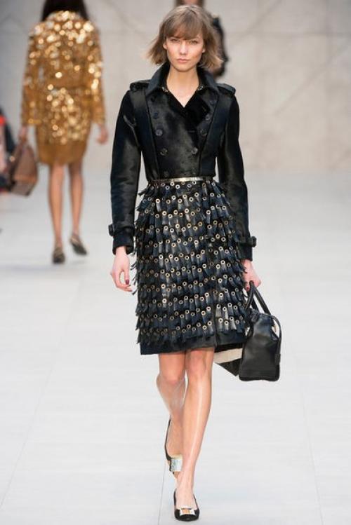 Модная одежда. Оде? 01 Модная одежда. Оде? 01