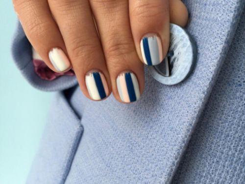 Сегодня поговорим а тенденциях маникюра 2017 года. 01