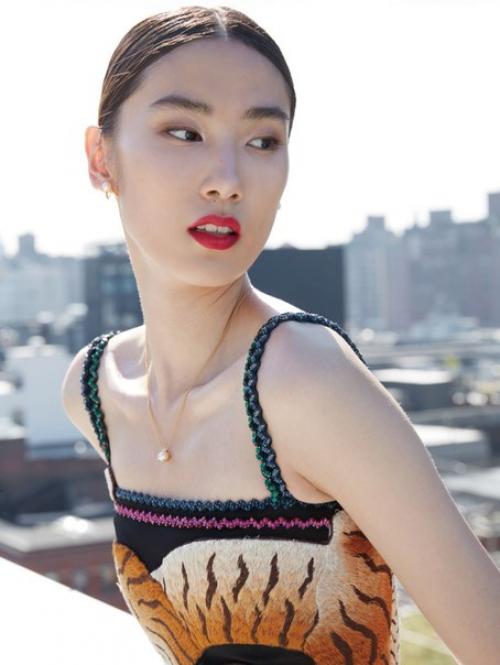 Фотосессия Элейн Константин для Vogue China November 2015. 09