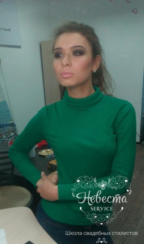 Работа ученицы на курсе Свадебный Стилист - Макияж, Причёска. 03