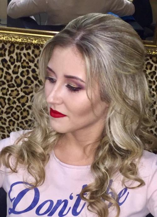 Прическа и макияж выполнены нашим несравненным мастером Юлией. 02