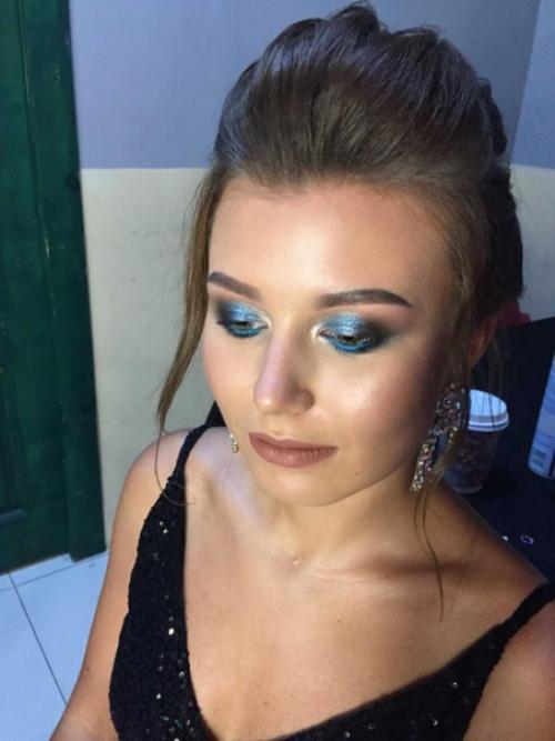 С удовольствием помогу вам стать еще красивее в любой особенный день для вас создам для вас полный образ! 02