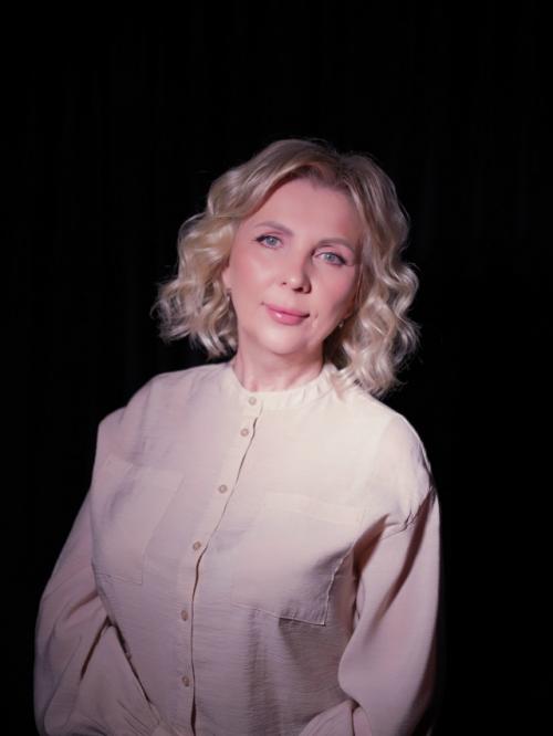 Не всегда хочется стать другой. 
