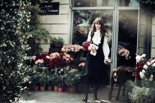 Novel Romance: Лара стоун и фрея беха эриксен в фотосессии Петера линдберга для W Magazine November 2015. 01