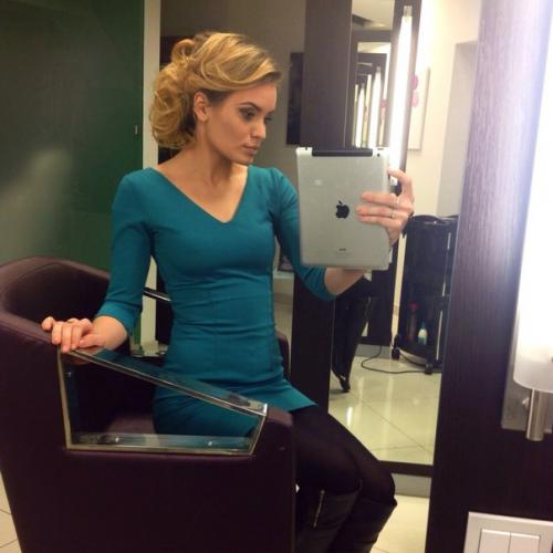 Backstage работа над образом моделей в нашем салоне. 04