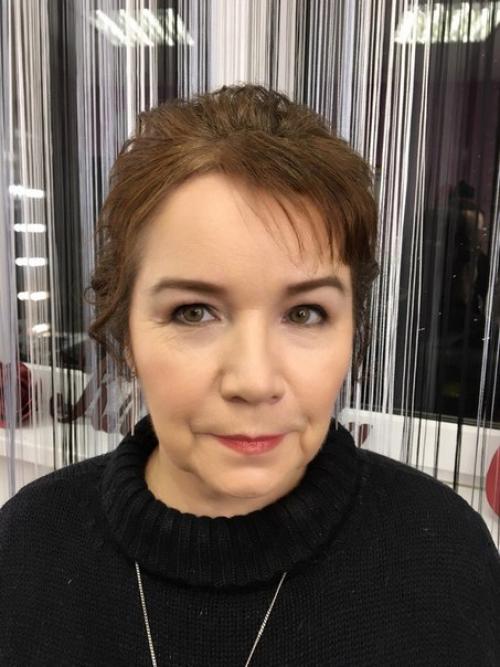 Сегодня Анечка начала индивидуальный курс свадебный стилист. 01