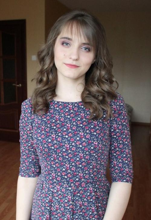 На сегодня и завтра требуются модели на макияж и/или прическу для пополнения портфолио. 02