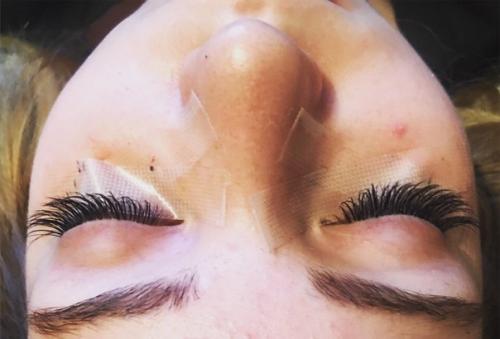 Требуются модели?  На наращивания ресниц, для отработки скорости, любой объем 500 р? 05