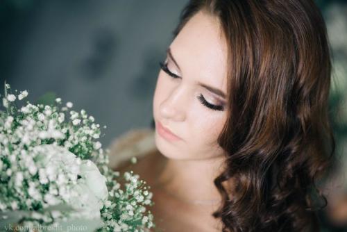 Акция?  Таким образом, если успеешь записаться до 16 ноября на брови и макияж, то получишь приятные бонусы? 07