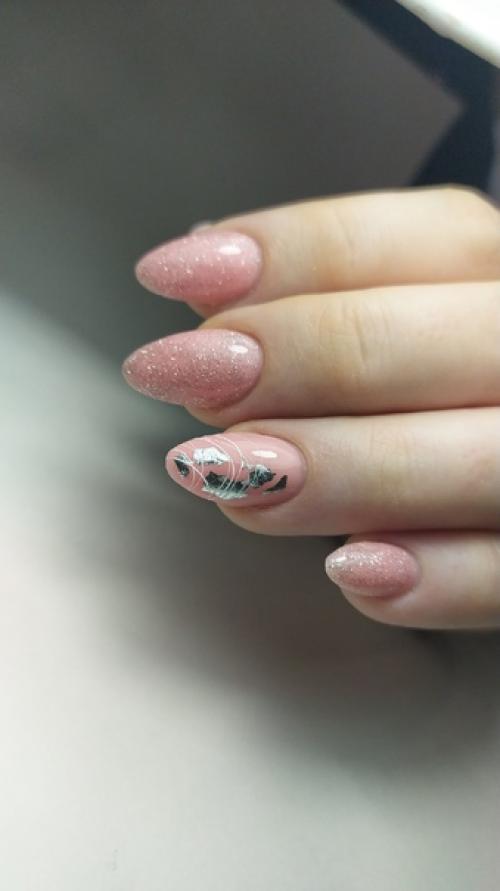 В привлекательный образ женщины входят не только стильная одежда, безупречная причёска и красивый макияж. 02