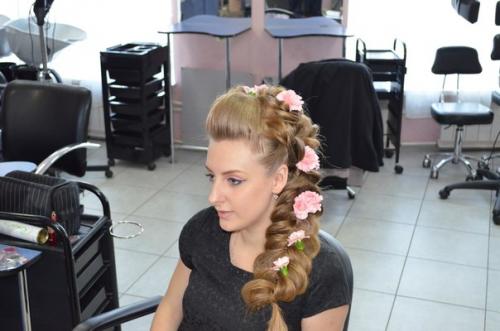 Приглашаю моделей на прическу/локоны + макияж. 09