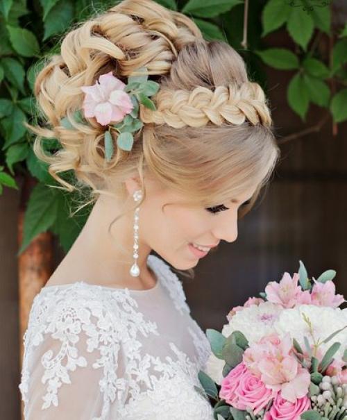 Девочки!  Кто в четверг такую прическу и макияж хочет? 05