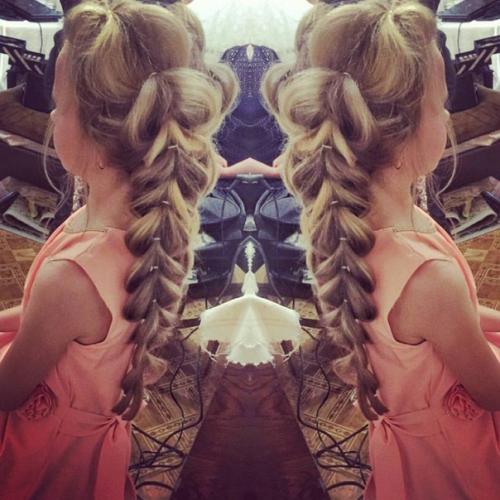 Запись на предновогодние праздники в самом разгаре, успей забронировать свою дату? 03