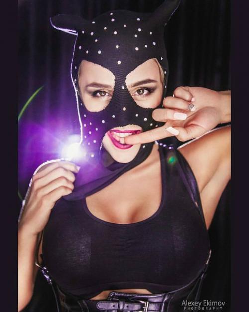 Акция?  Таким образом, если успеешь записаться до 16 ноября на брови и макияж, то получишь приятные бонусы? 06