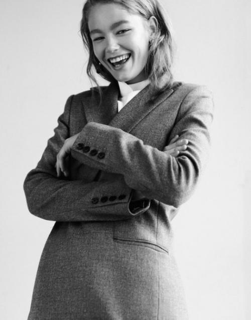 Hollie May Saker. 03