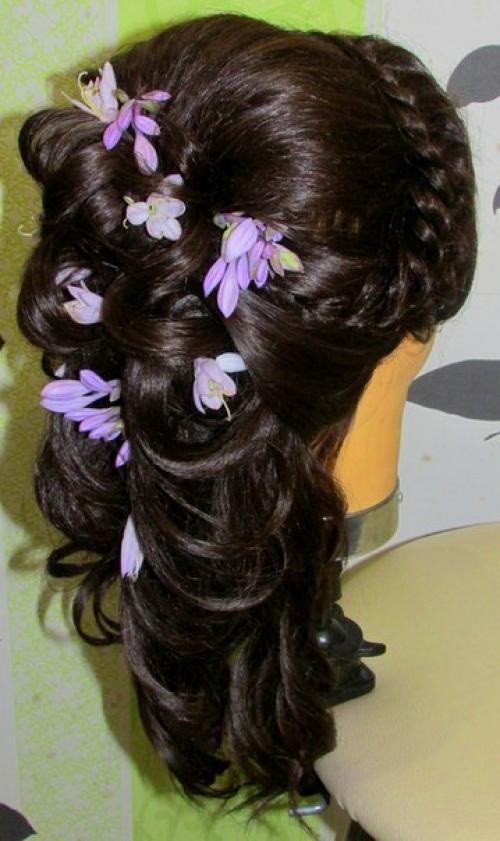 Предлагаю прически у вас на дому. 01