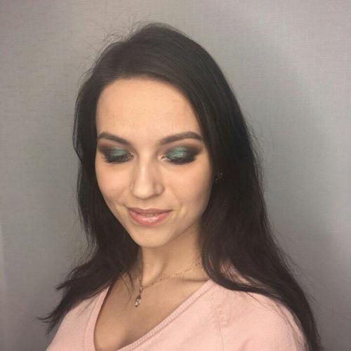 Ищу моделей. В приоритете выберу того, кто сделал репост? 05