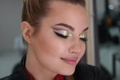 Активная запись на вечерние макияжи идет? 01 Активная запись на вечерние макияжи идет? 01