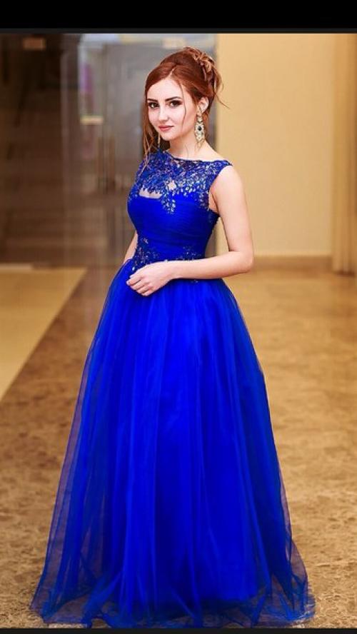 Три красотки под окном. 03