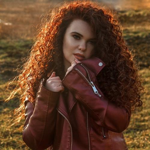 Ты какую бы прическу выбрала себе на новогодний корпоратив? 04