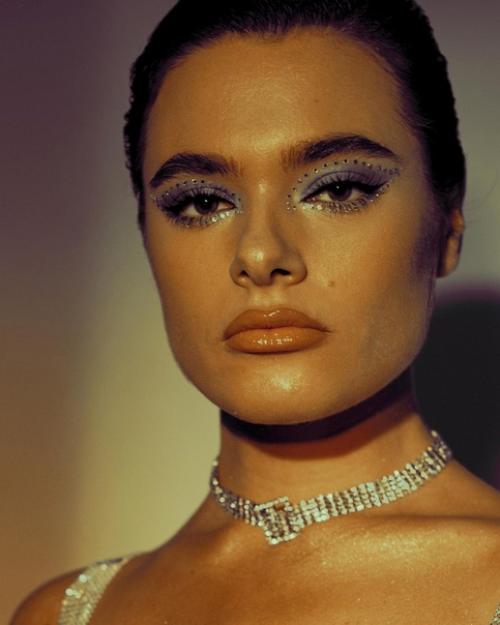 Актриса и модель Владислава Пащенко (Vladislava Pashenko) в объективе фотографа с никнеймом Undefind. 01