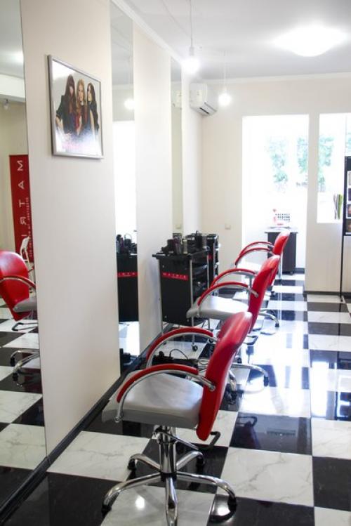 В Тольятти открылся концептуальный салон красоты Kaza Color bar, главная специализация которого - окрашивание и уход за волосами. 05 В Тольятти открылся концептуальный салон красоты Kaza Color bar, главная специализация которого - окрашивание и уход за волосами. 05