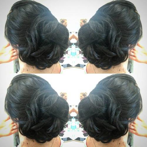 Запись на предновогодние праздники в самом разгаре, успей забронировать свою дату? 05