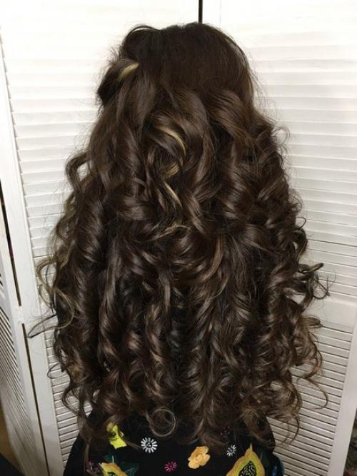 Время летит незаметно, вот-вот и мы все будем радоваться наступлению нового года. 01