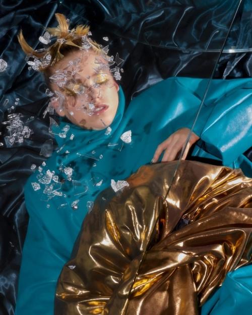 Милли алкок для журнала Pull Letter Magazine UK, декабрь 2023. 05