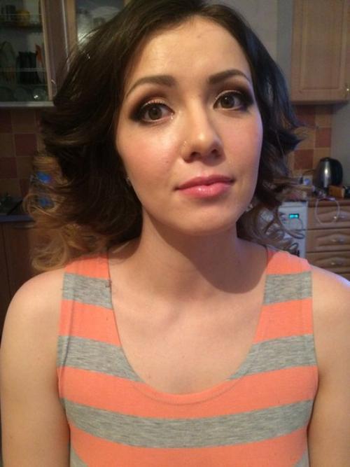 Дорогие девушки?  Предлагаю услуги дипломированного визажиста: макияж, причёски, локоны, укладки, консультация по уходу. 01