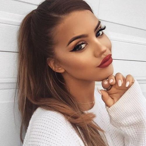 Девочки!  Мы приглашаем моделей в салон на о. галле на макияж, локоны, прически, биотатуаж бровей, ламинирование ресничек! 03