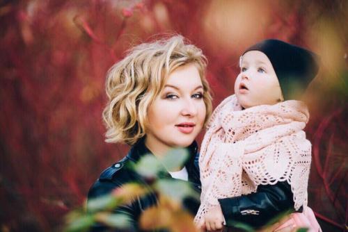 Прекрасные девушки?   Декабрь время новогодних корпоративов! 02