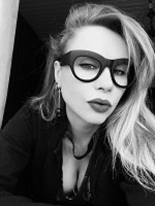 В чем встречать год собаки: модная астрология от Виктории смоляницкой. 01 В чем встречать год собаки: модная астрология от Виктории смоляницкой. 01