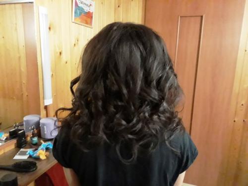 Спешу предложить вам свои услуги по макияжу, прическам, моделирование бровей. 02