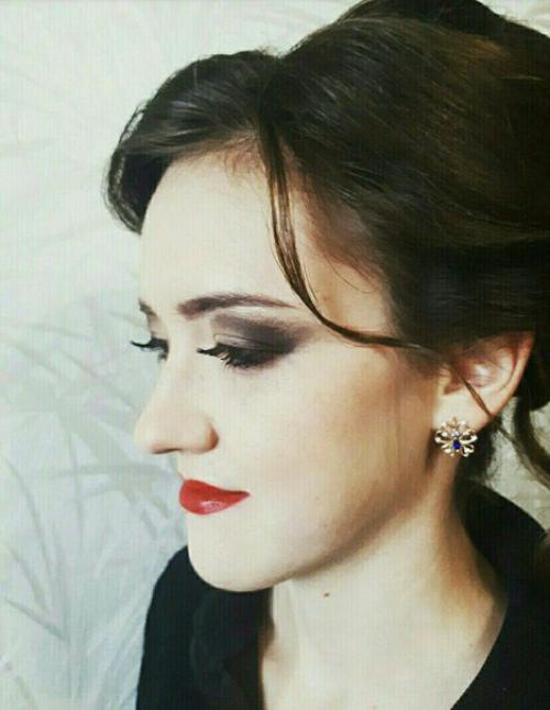 Милые девушки, в первый месяц зимы, для вас открываю запись на новогодние корпоративы? 05