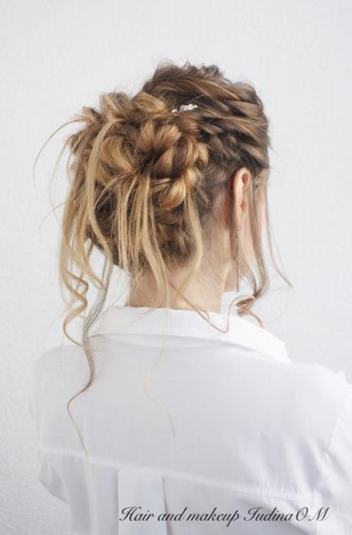 Акция?  К 8 марта. 03