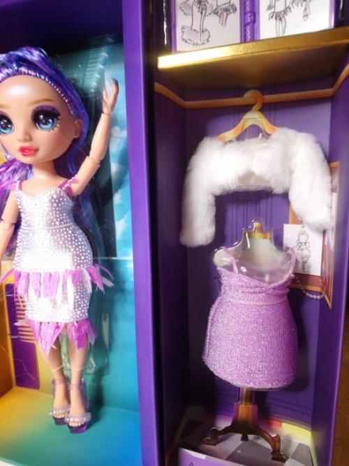 Кукла, которой пофиг на твои ожидания. 01